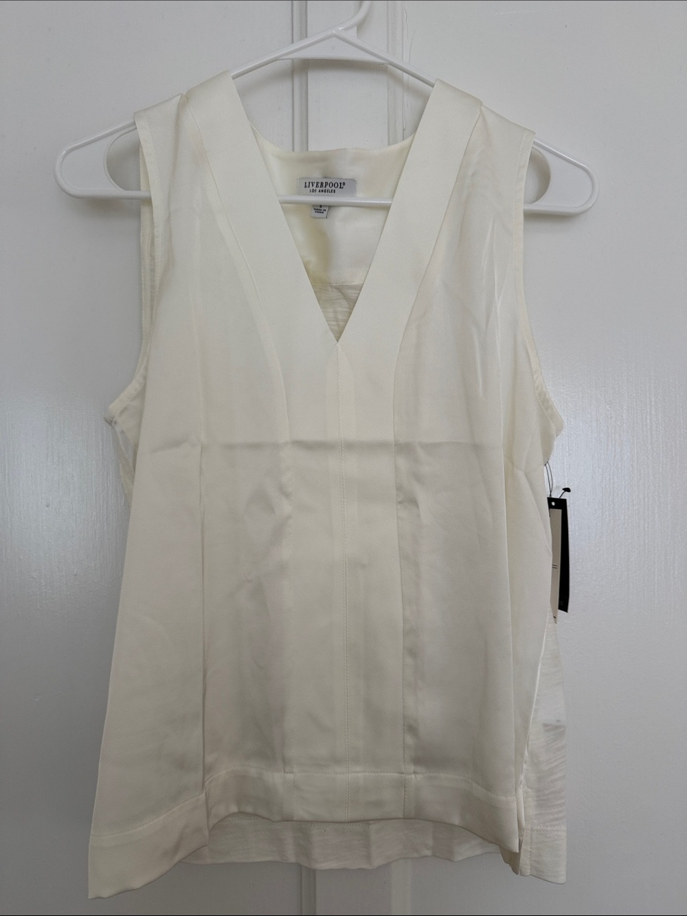 Women's Liverpool Cream V-Neck Sleeveless Top